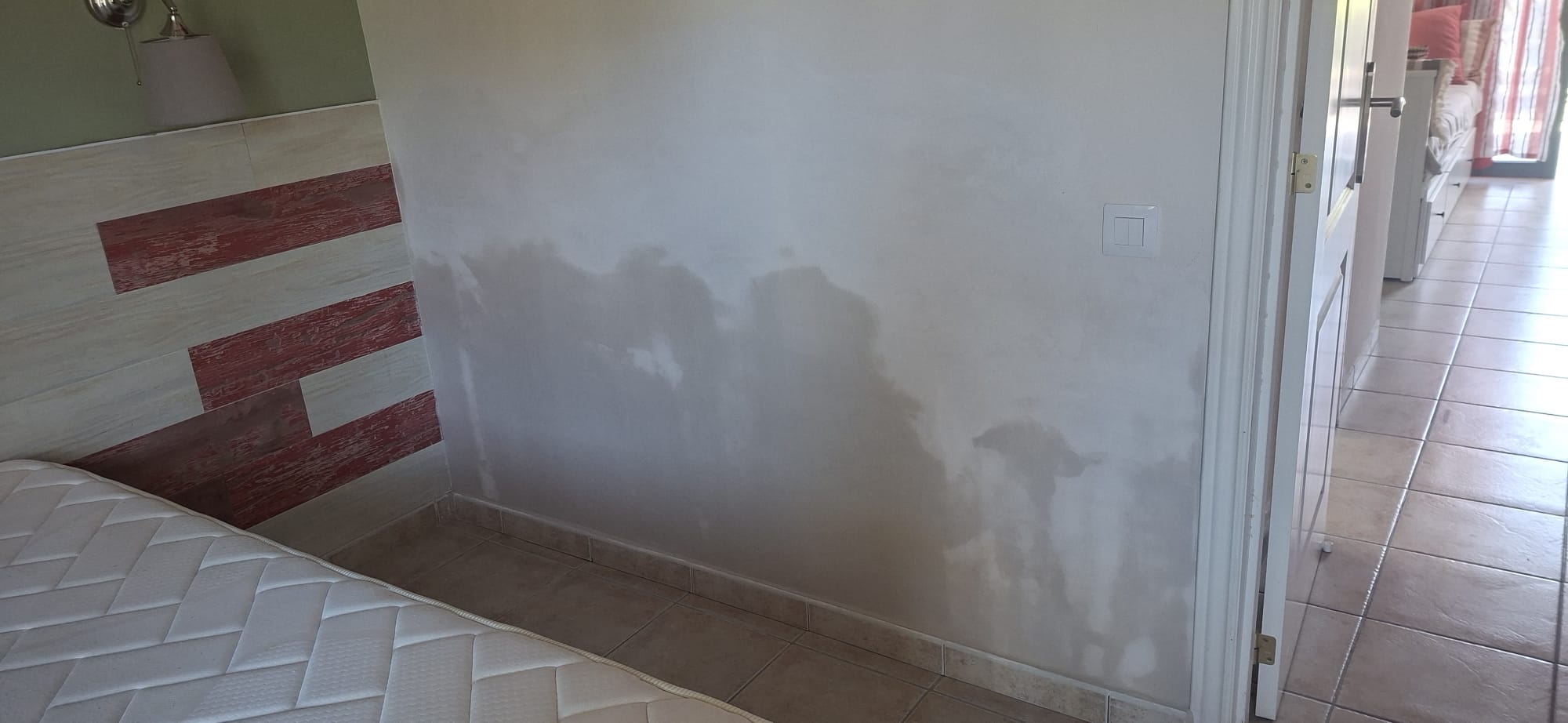 Humedad y filtraciones en vivienda de Gran Canaria - imagen 5