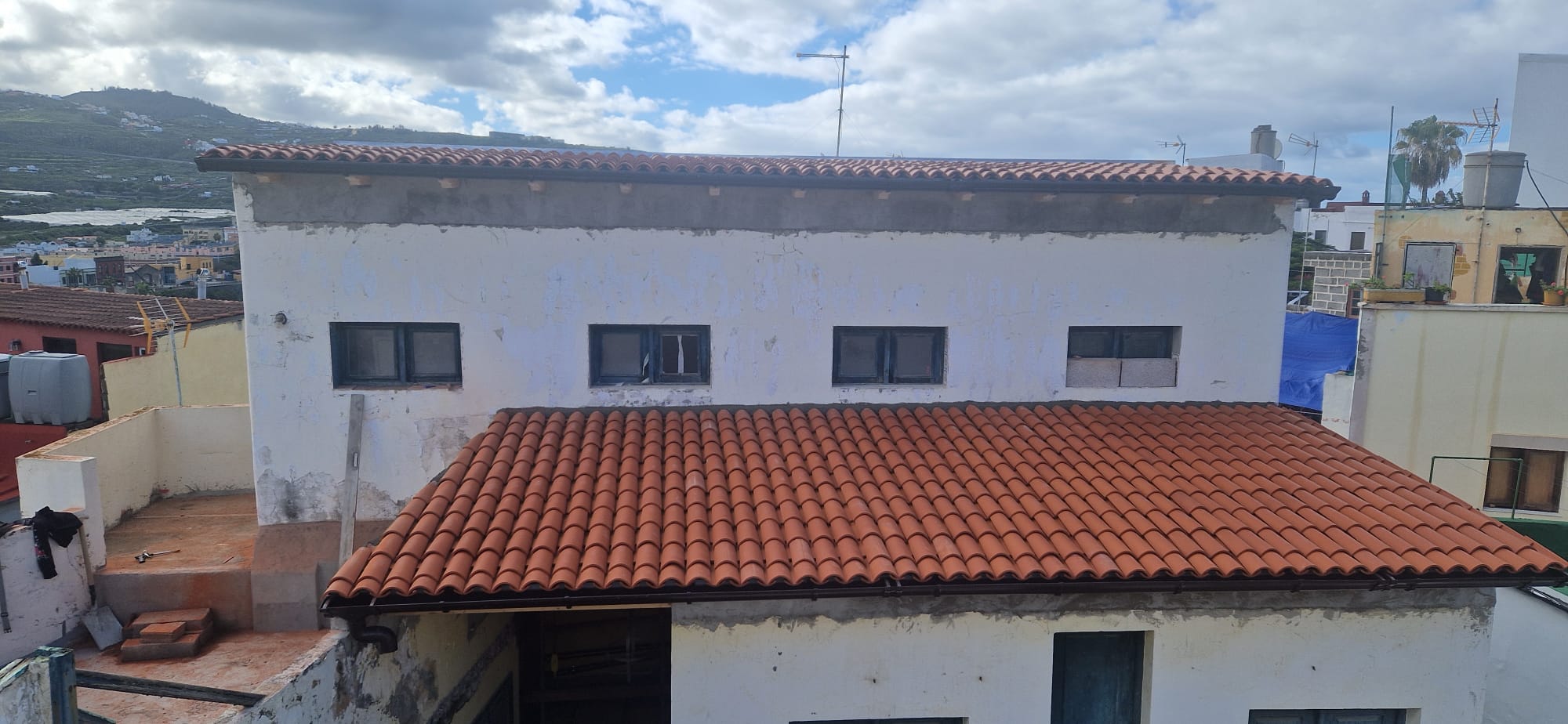 Reforma de techo en Gran Canaria vista horizontal - imagen 1